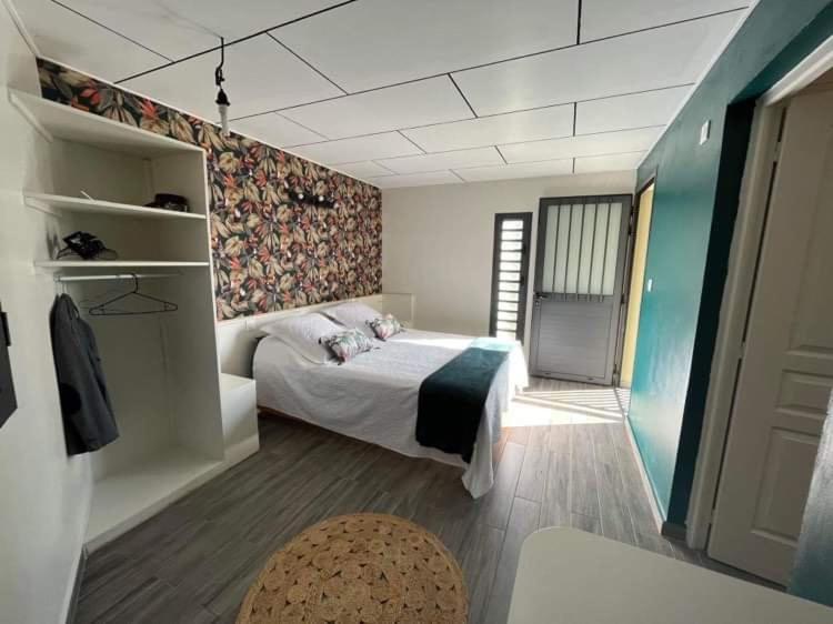 Villa Niagara Avec Spa Sainte-Suzanne Екстер'єр фото