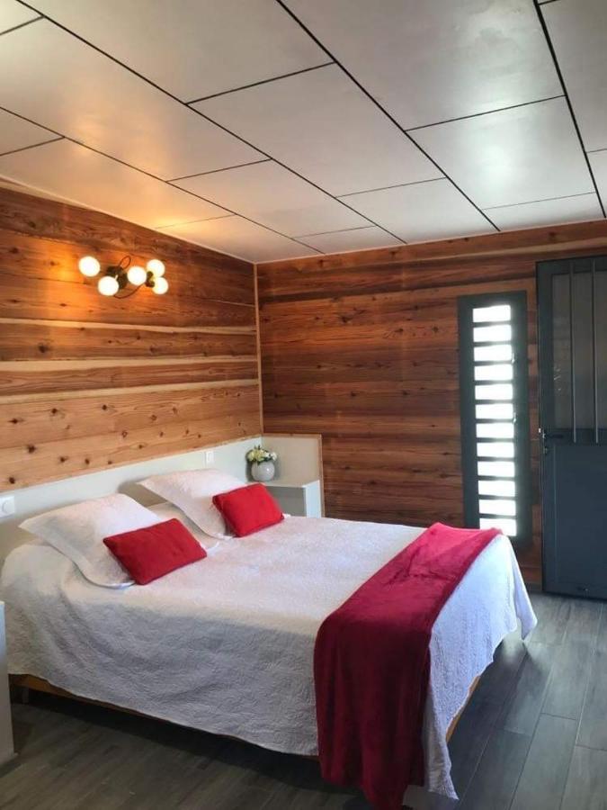 Villa Niagara Avec Spa Sainte-Suzanne Екстер'єр фото
