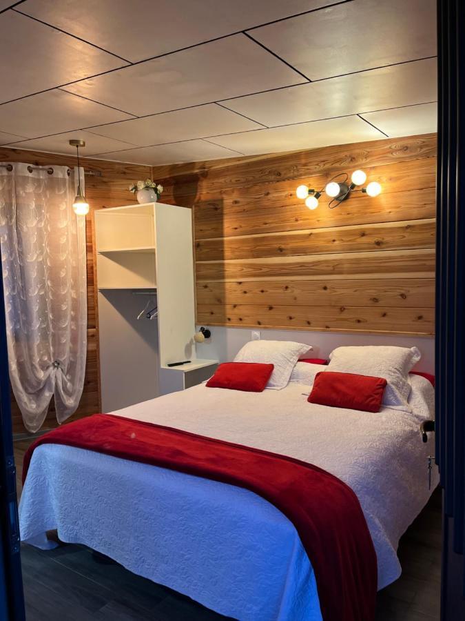 Villa Niagara Avec Spa Sainte-Suzanne Екстер'єр фото